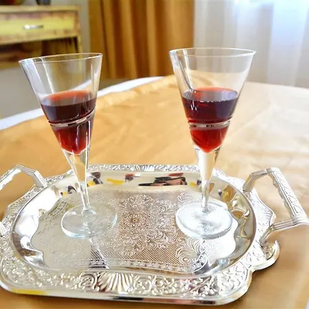 Kaktues Boutique * Side